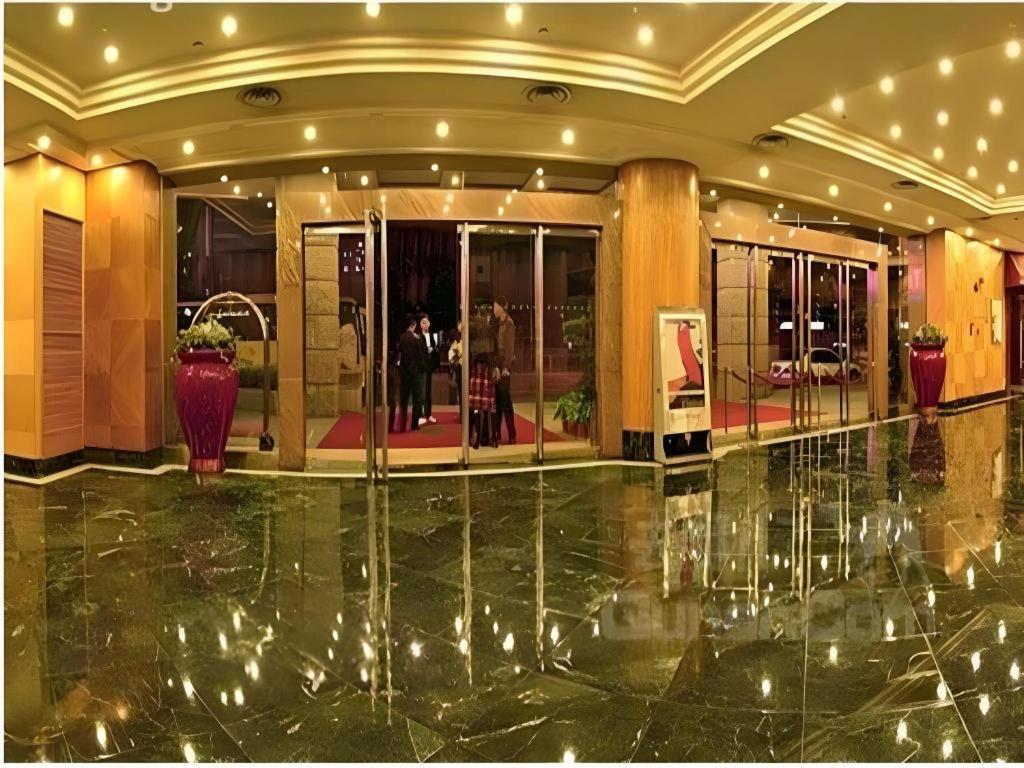 Golden Lustre Hotel Shenzhen Zewnętrze zdjęcie