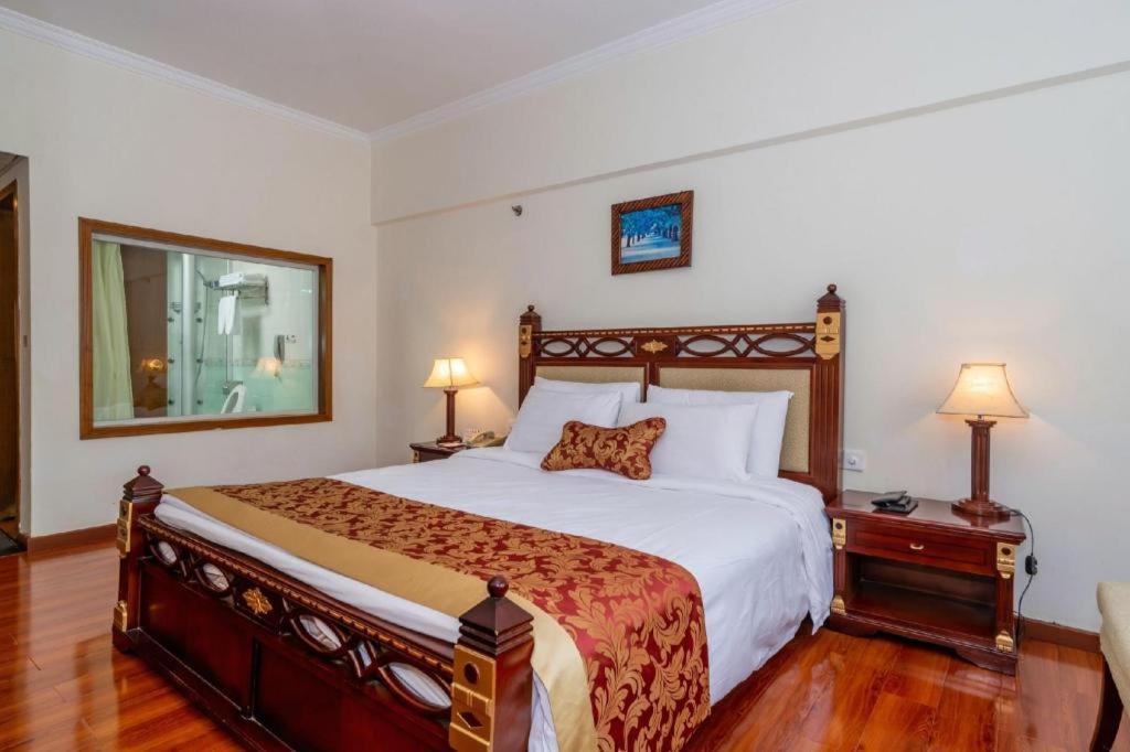 Golden Lustre Hotel Shenzhen Zewnętrze zdjęcie